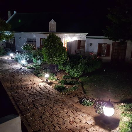 Uniondale Manor Guesthouse Buitenkant foto