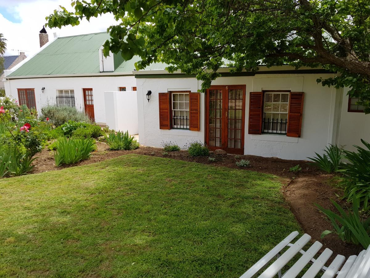 Uniondale Manor Guesthouse Buitenkant foto